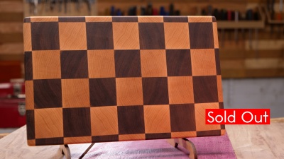 Checkered end grain cutting board